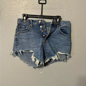 Women’s button fly Jean shorts.